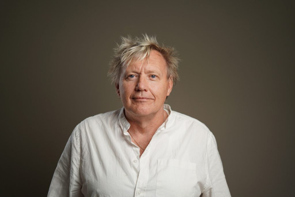 Författarporträtt: Anders Jacobsson