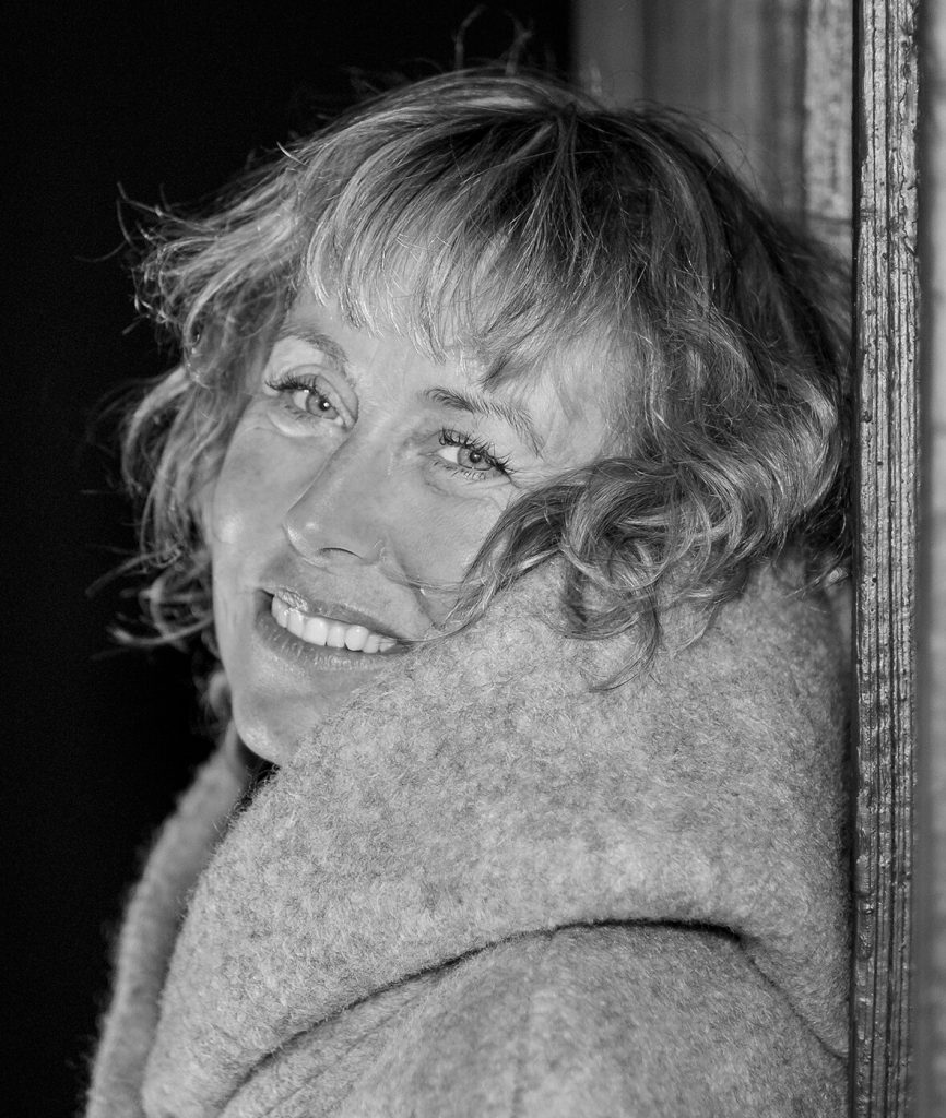 Författarporträtt: Pia Hagmar